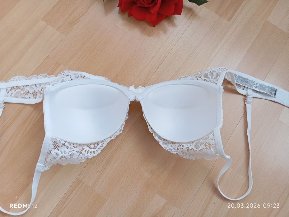 Biustonosz Censored 75C