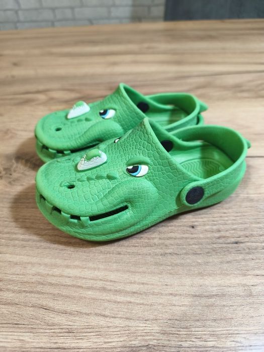 Klapki, ciapy, sandały rozm 27