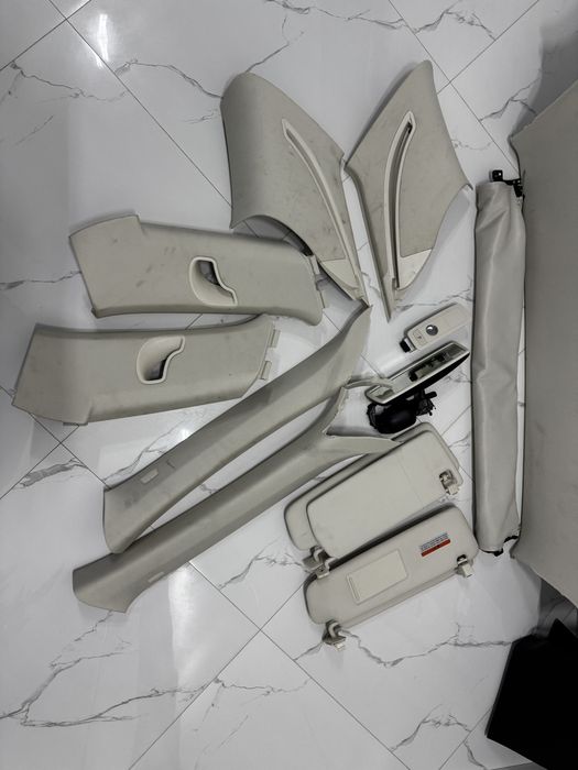 Потолок білий. Стеля біла VW Volkswagen Touareg Tuareg NF /FL