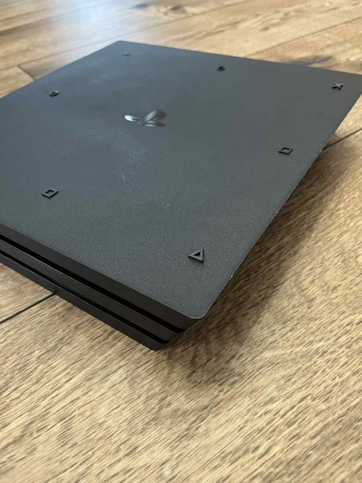 PlayStation PS4 PRO