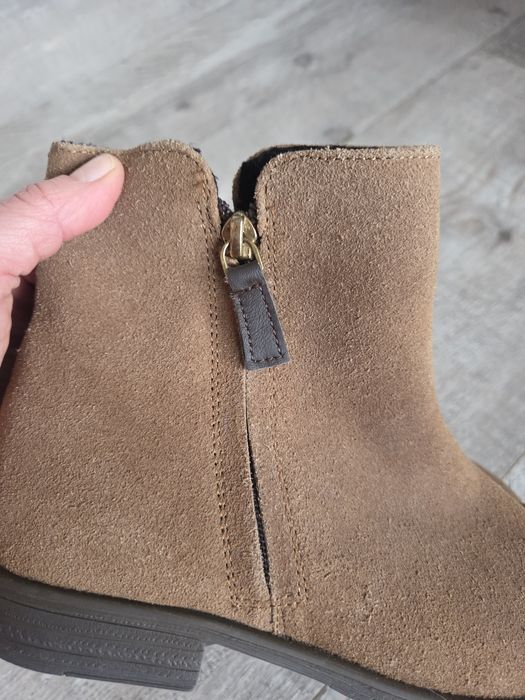 Botki zamszowe r. 39 nowe Cleve