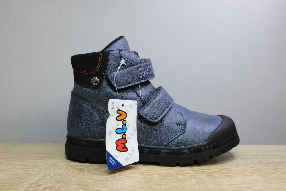 Дитячі демісезонні черевики (розміри 28 (18 см); 29 (18.5 см))