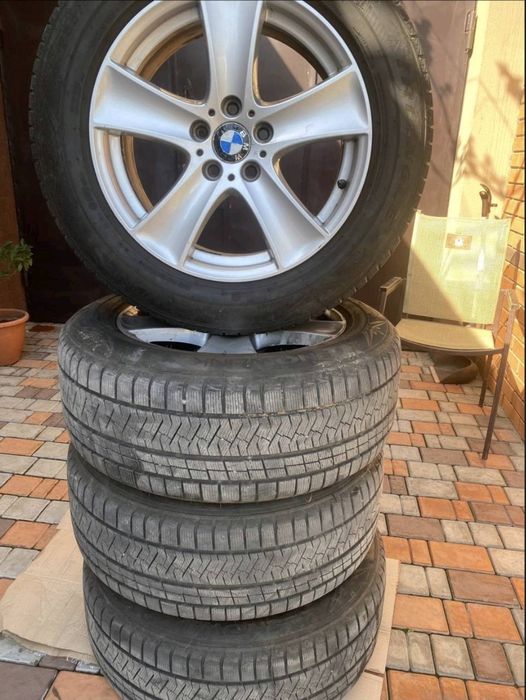 Шини з дисками на ВMW  розмір 225×55R18 зимні  TRIANGLE