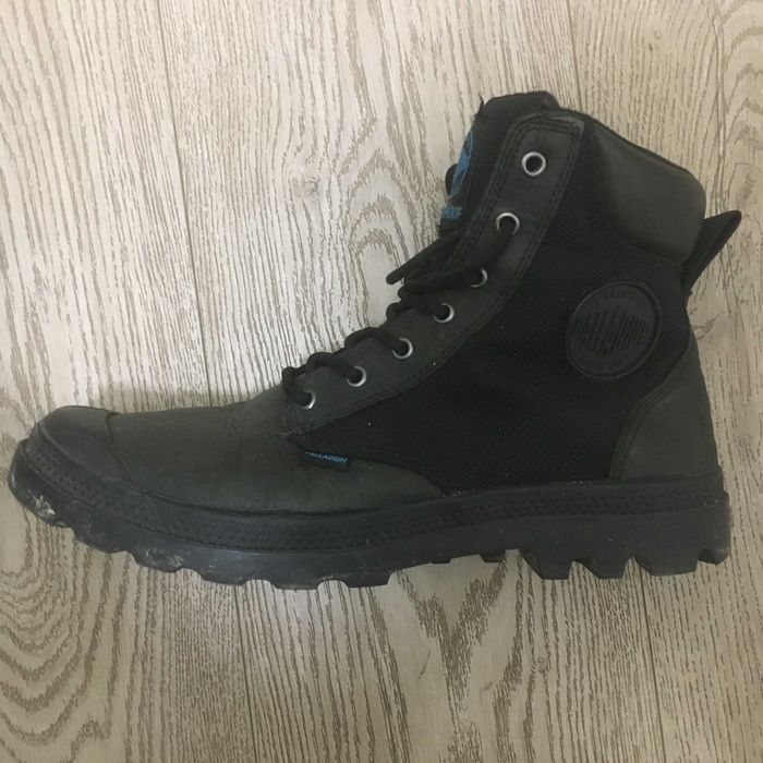 Водонепронекні черевики Palladium