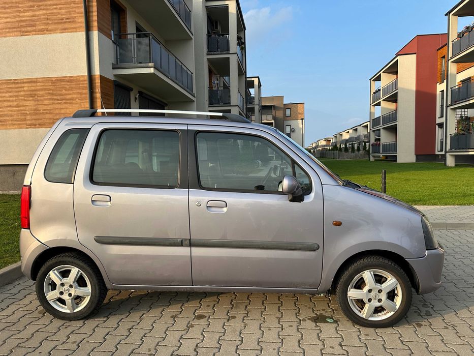 Samochód osobowy Opel Agila