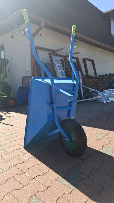 Taczka ogrodowa metalowa