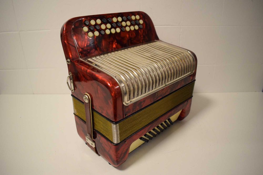 Hohner Amati Accordion, 2-Row, 48 Bass, No. 0664174400057729121