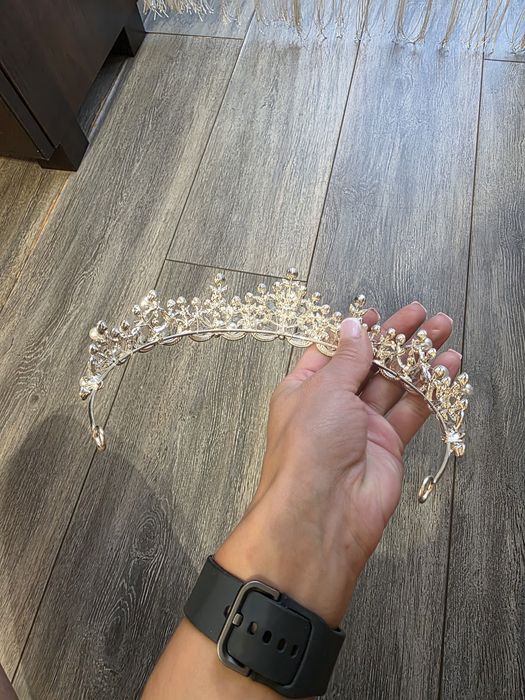 Diadem, Tiara, Korona