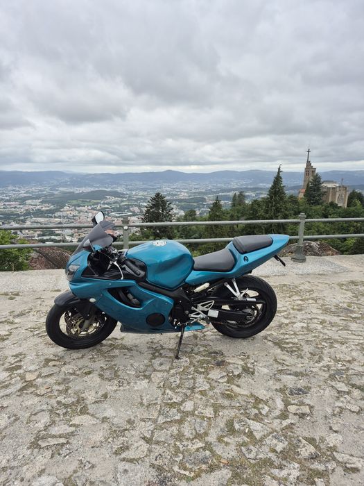 Honda cbr 600 f4i sport