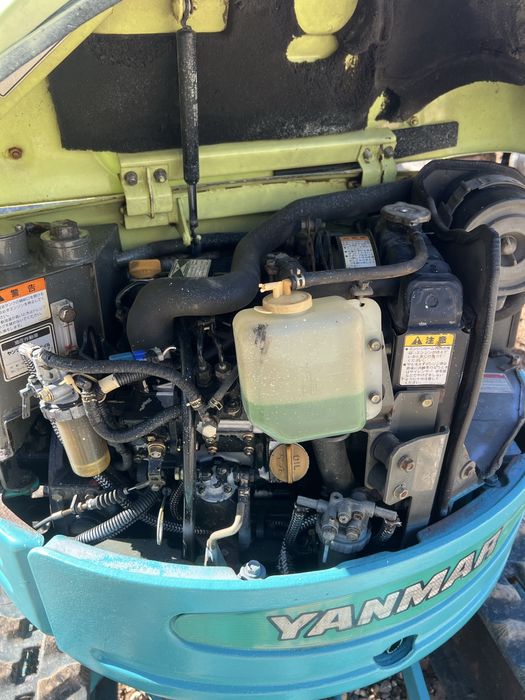 Mini Giratória Escavadora Yanmar Vio10 | LINHA DE MARTELO | Raio 0