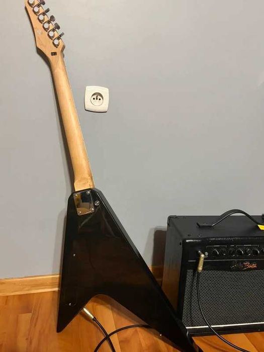 Gitara elektryczna z wzmacniaczem 20W