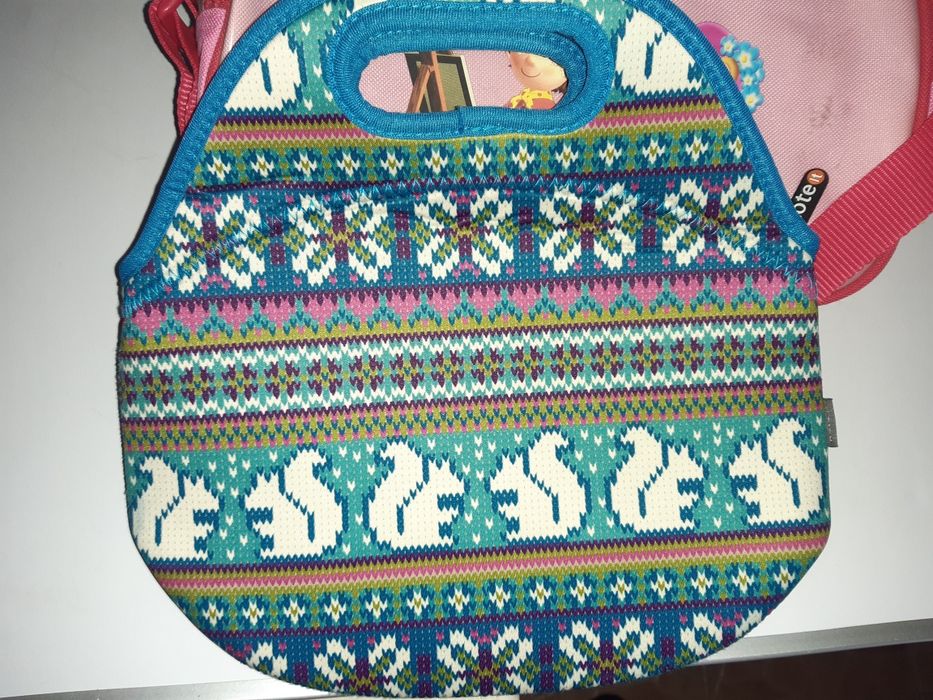 Lancheira Noddy + Descendentes + Hello Kitty + Dora+ outras