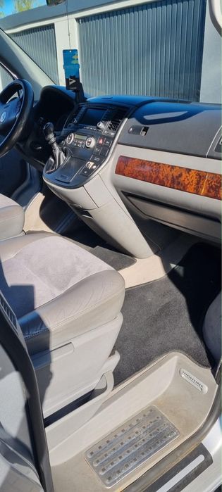 Volkswagen T5 2004