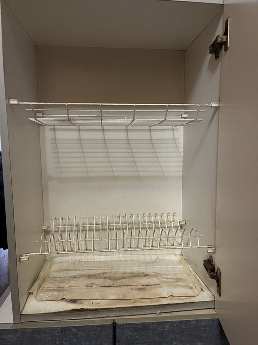 Шкафчик навесной