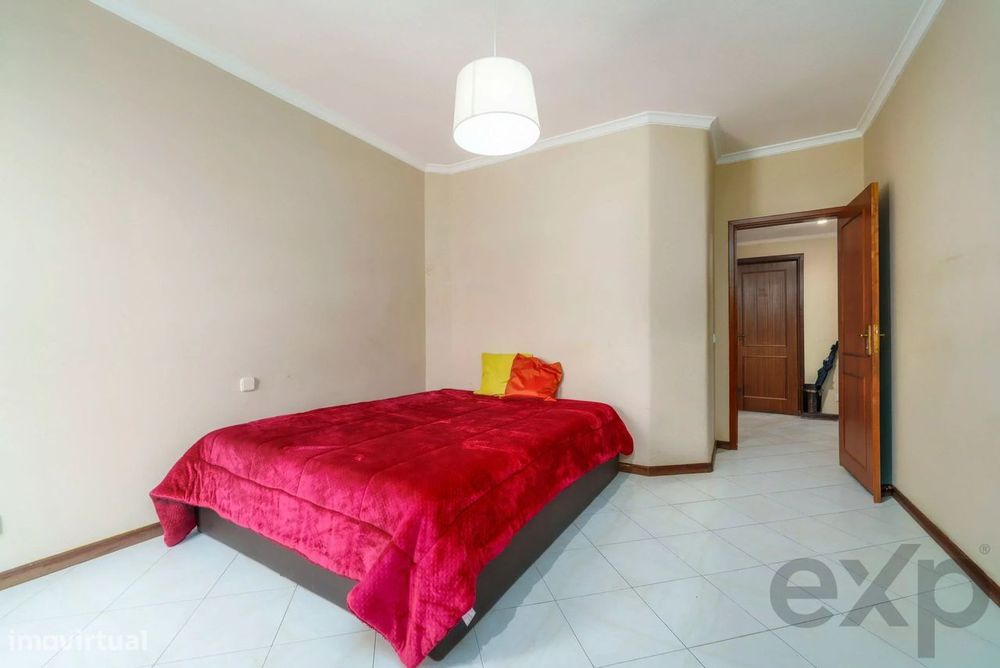 Apartamento T3 no centro de Olhão.