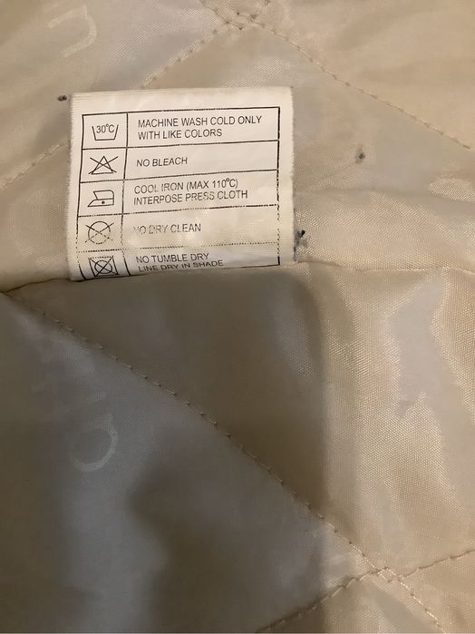 Zimowa damska kurtka z odpinanym kapturem Attran r.S. W.F.K.