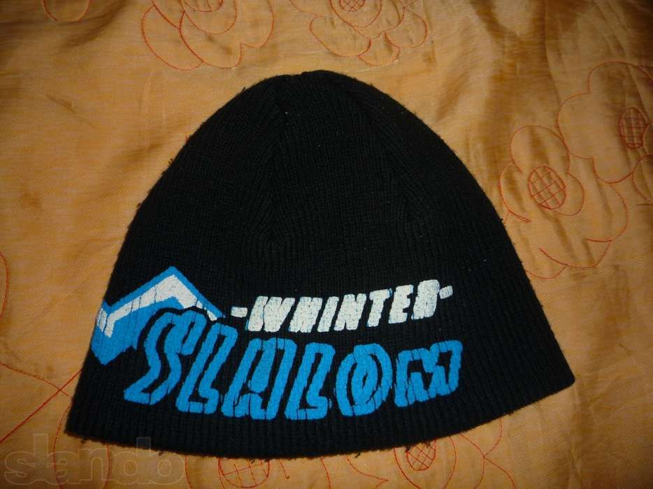 Продам шапки дешево