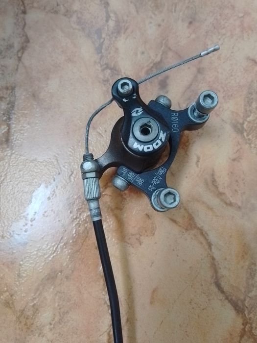 Zacisk hamulca tarczowego Zoom, sprawny