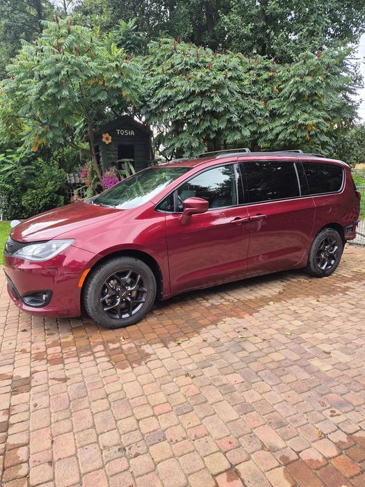 Chrysler Pacifica