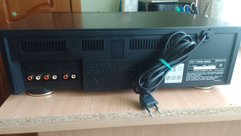 Кассетная дека Denon DRM-800A