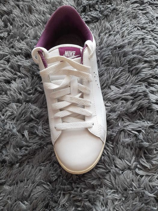 Białe buty damskie NIKE roz. 37.5