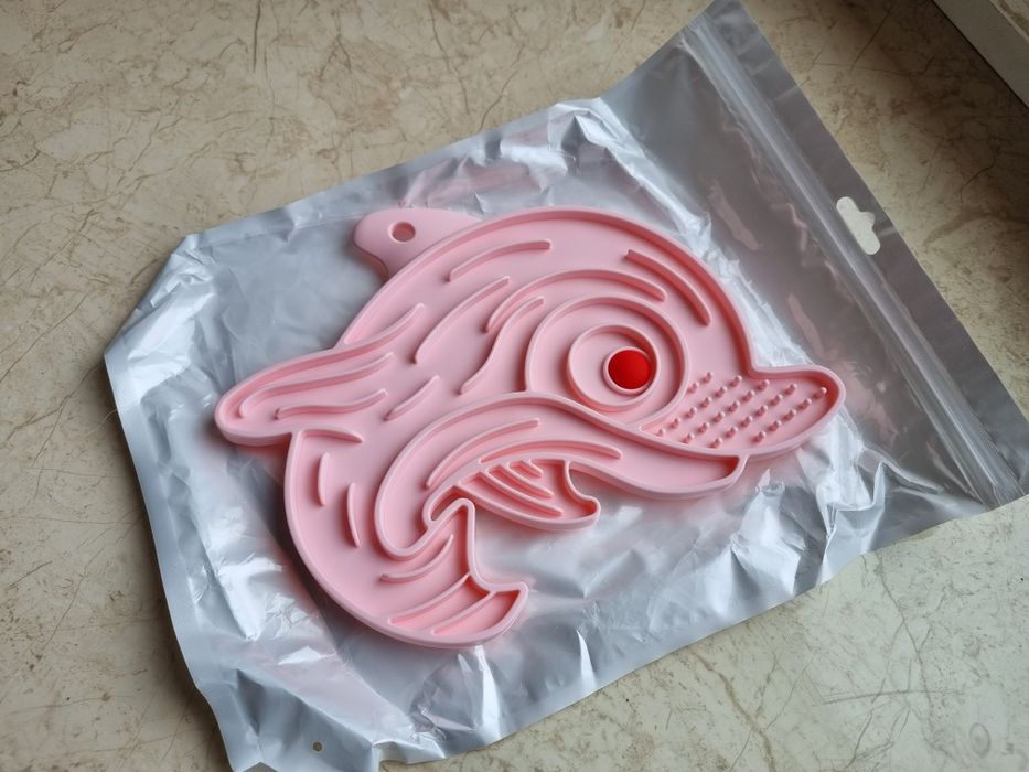 Килимок для повільного годування для котів та собак