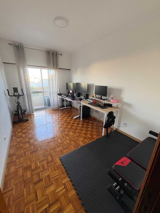 Apartamento T2 Alhandra totalmente remodelado
