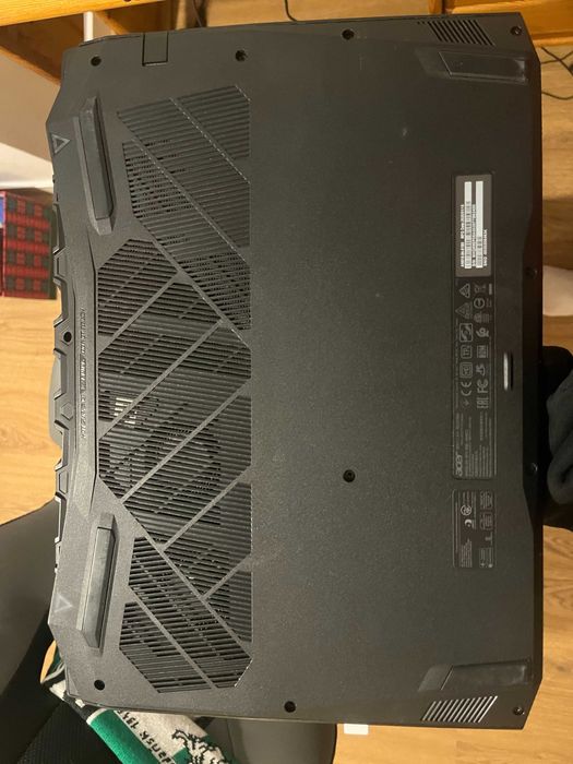 Laptop Acer Nitro 5, i5-9300H/16GB/512/Win11 GTX1650 IPS