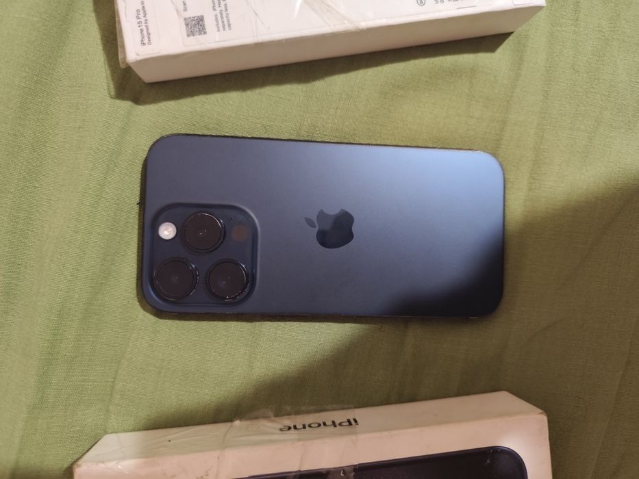 Продам iPhone 15 pro 128gb Blue Titanium