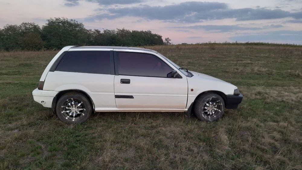 Honda Civic 3 хетчбек  стікляха