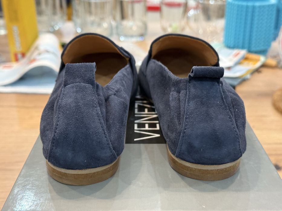 Buty Venezia – zamszowe mokasyny, granatowe, nowe, r. 36