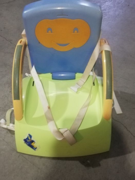 Cadeira de refeição portátil