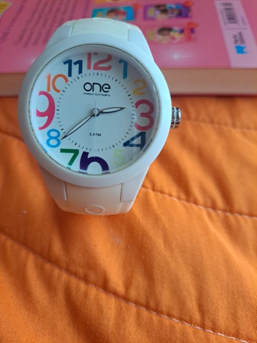 Relógio One branco