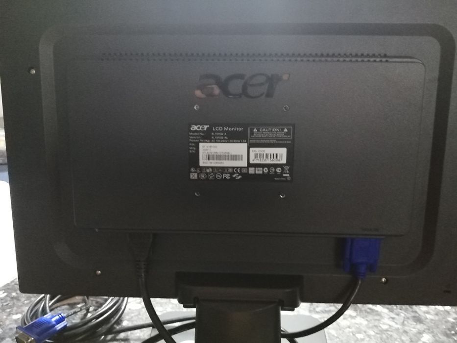 Monitor Acer 19"