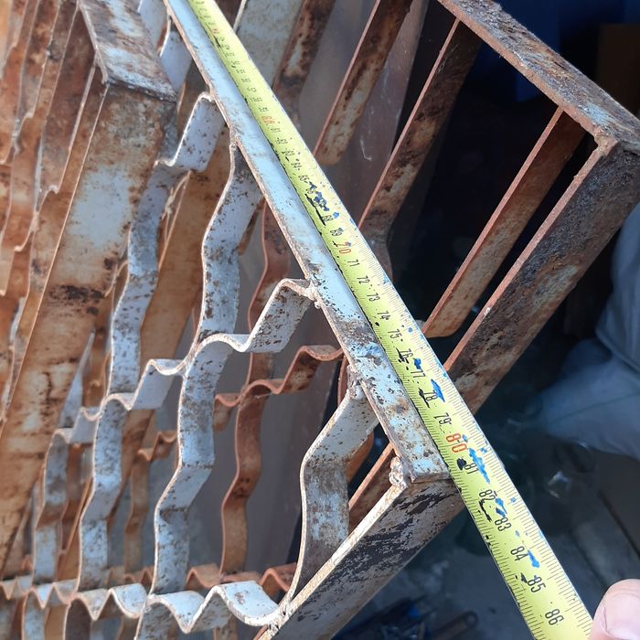 Решетка оконная.  Решетки металлические на окна.  4 шт. Б.У