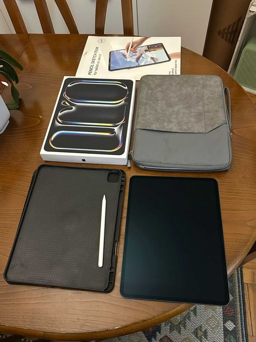 iPad Pro 13” M4 (2024) como novo + Apple Pencil Pro + acessórios