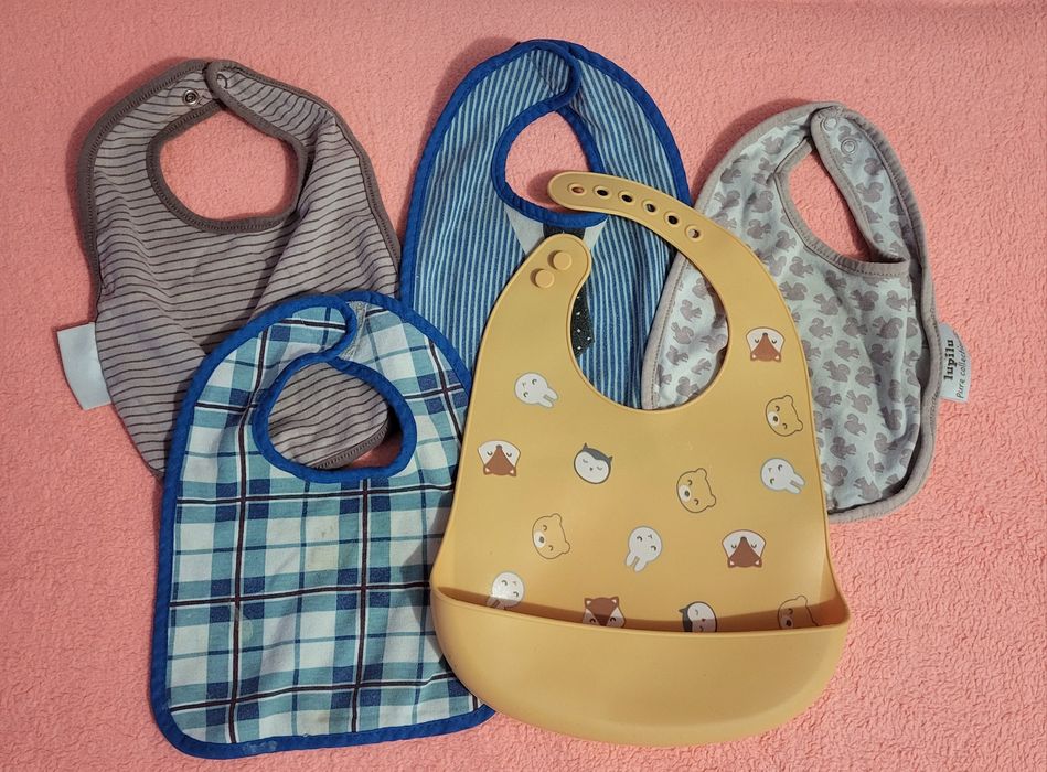 Śliniaki materiałowe i silikonowy