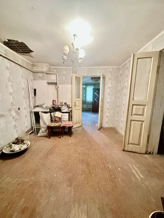 Продам 1/2 дома р-он Новые дома 1 мин Коммунальный рынок , газ, вода, центральная канализация