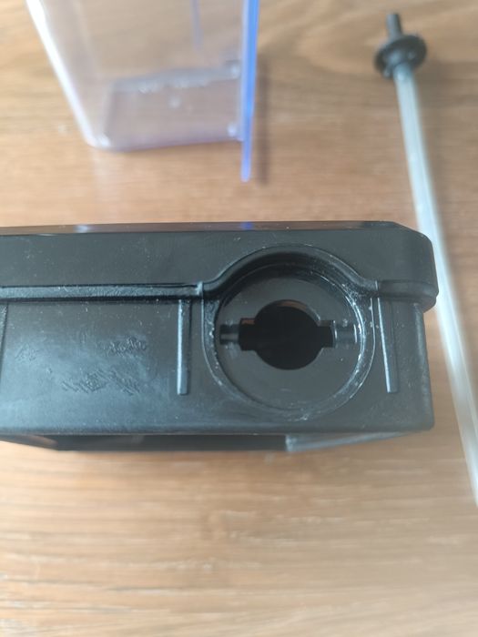 Dzbanek mleczarka pojemnik spieniacz do/na mleko Saeco Xyntia