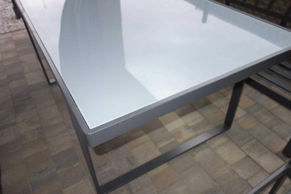 Stół ogrodowy z szklanym blatem 90x160cm wys.72cm