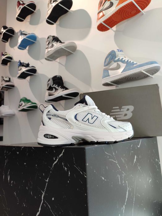 Кросівки NEW BALANCE 530 White & Grey Mr530sg