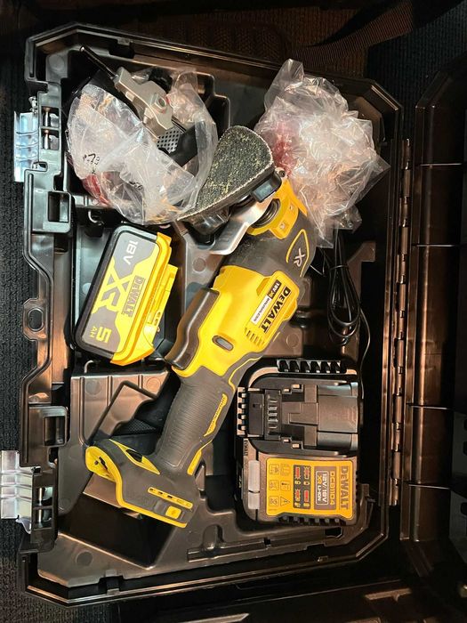 DeWalt Multi-Ferramenta Oscilante XR 18V DCS356P2