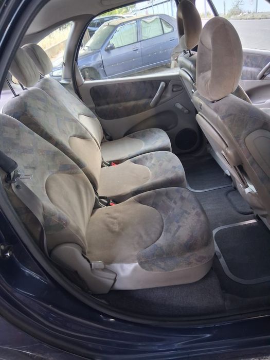 Vendo um Citroën Picasso