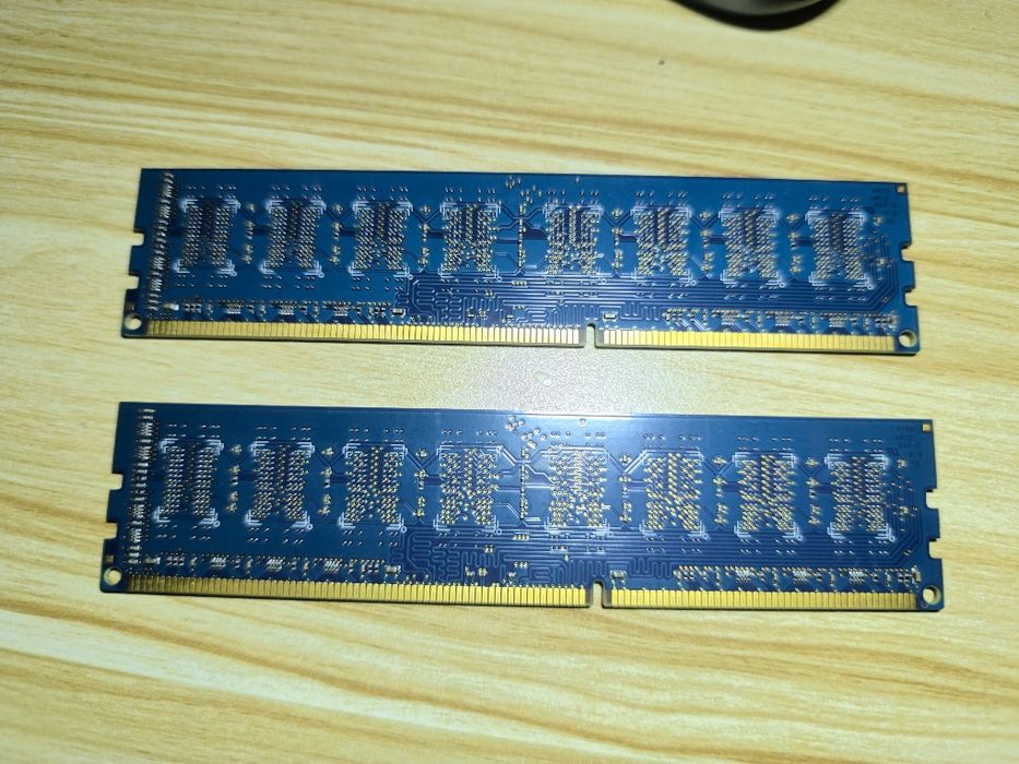 Elixir 2x2 GB DDR3