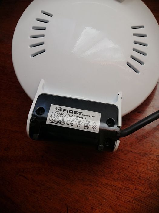 Вафельниця FIRST FA-5300