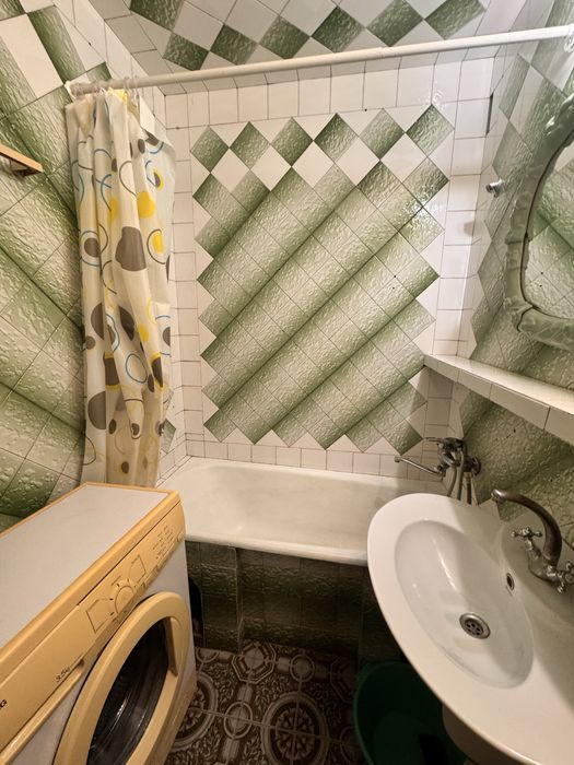 Королева 2 комнатная 45 метров Кирпич