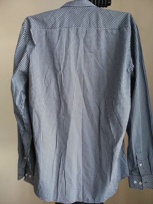 Рубашка бренду ШЕ