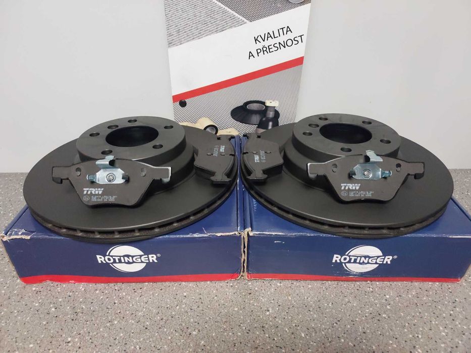 BMW 3 E90/E91 05- Tarcze hamulcowe przód /330mm/+klocki.>