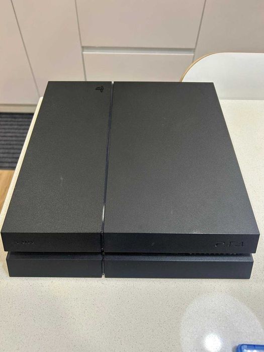 Playstation 4 slim 500meg 3comandos+3 jogos fifa 15.21.22fc24