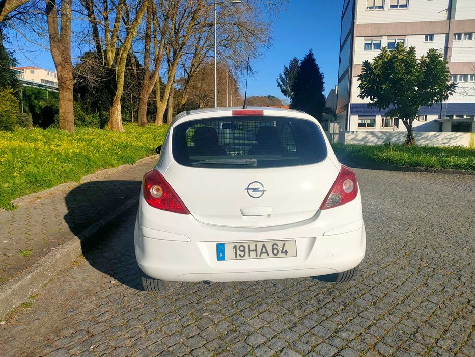 Opel Corsa 1.3 CDTI Comercial 2008 AC Inspeção Feita
